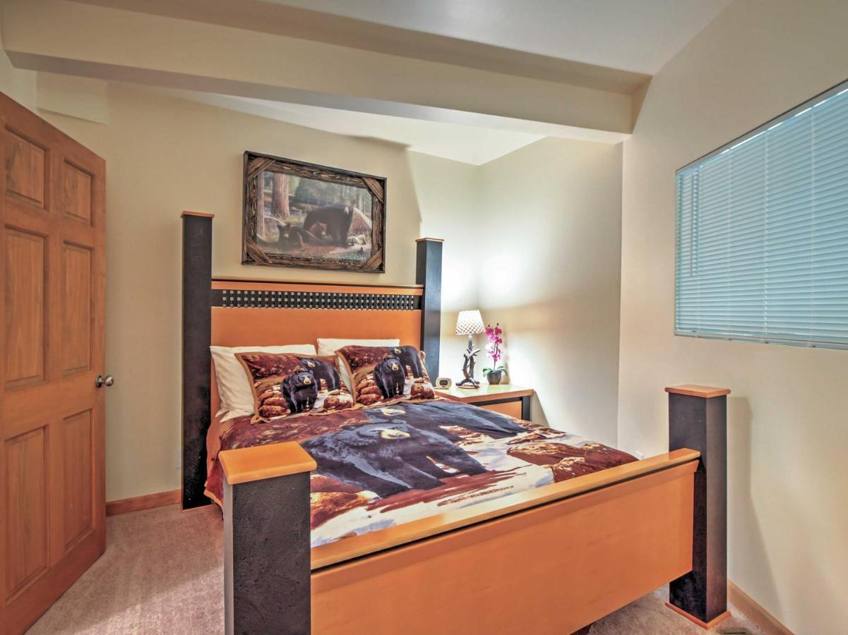 Unique Gatlinburg Cabin Decks, Hot Tub, Fire Pit Exterior foto